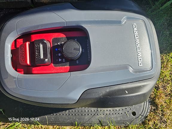 Powerworks robotgräsklippare grå/röd