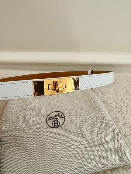 Hermès Kelly bälte vitt läder