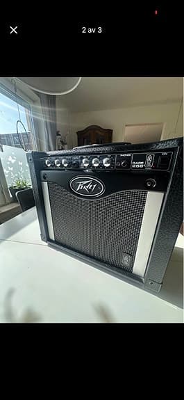 Förstärkare peavey gitarr