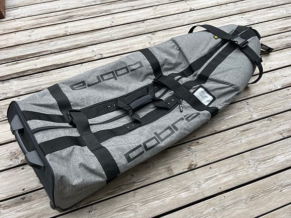 Cobra grå resefodral Golf