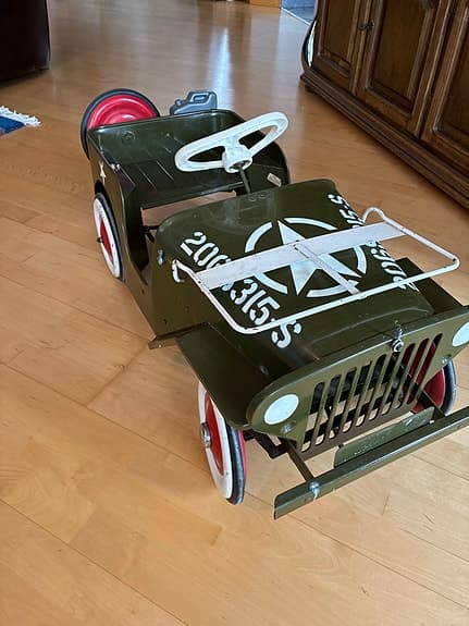 Vintage trampbil/militärjeep till barn- retro samlarobjekt