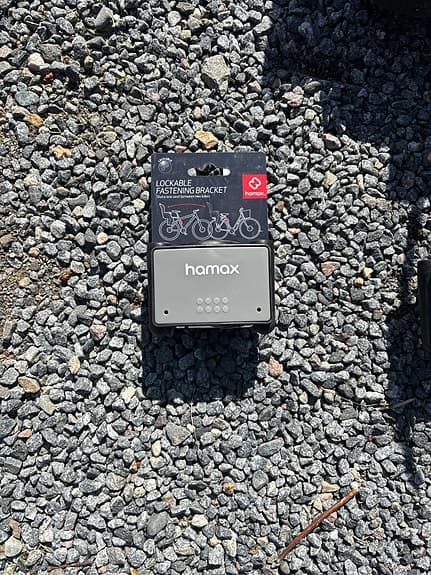 Hamax kiss cykelsits röd/svart med fäste