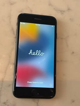 Apple iPhone 7 - 32 GB svart - Mycket bra skick!