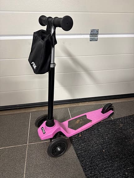 Stiga sparkcykel trehjuling rosa