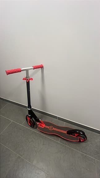 Street Runner sparkcykel svart/röd