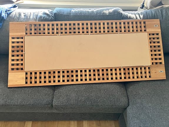 Träram med spegel – Rustik och stilren inredningsdetalj!