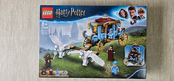 Lego Harry Potter 75958: Beauxbatons' Carriage: Arrival at Hogwarts