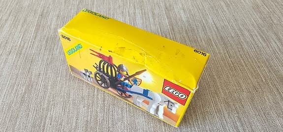Lego 6016: Knights' Arsenal
