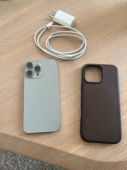 iPhone 16 pro Max 256GB Titan