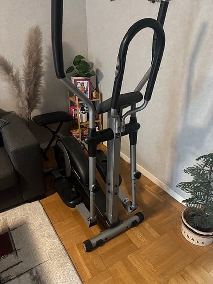 Crosstrainer med display grå/svart