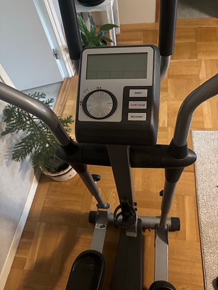 Crosstrainer med display grå/svart