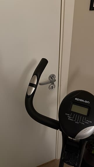 Epsilon motionscykel svart