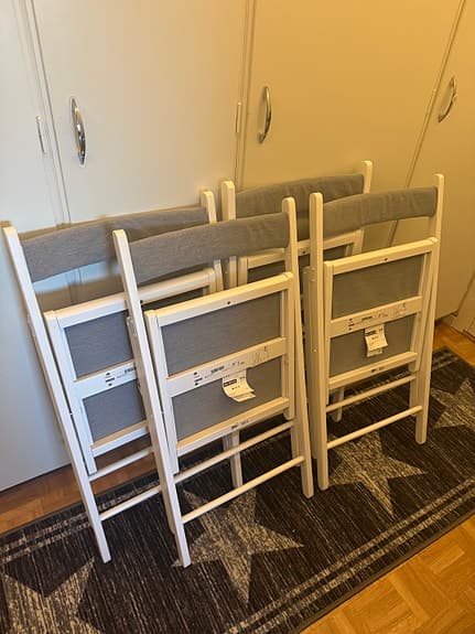IKEA fällbart matbord med 4 stolar vit/grå