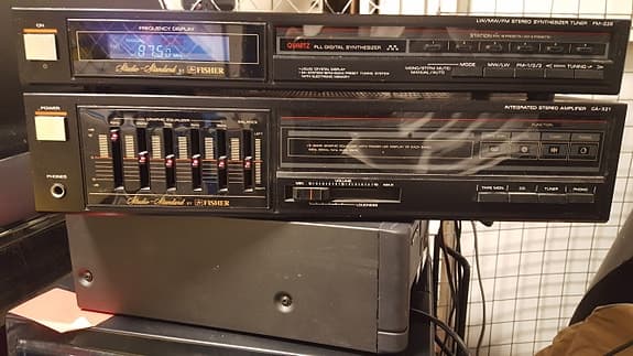 Fisher intergrated amplifier CA321/ Syntesizer FM226