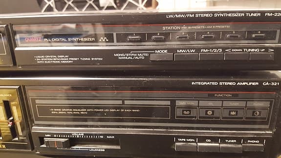 Fisher intergrated amplifier CA321/ Syntesizer FM226
