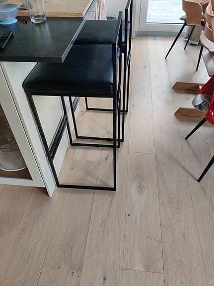 Snygga moderna barstolar – 2 st