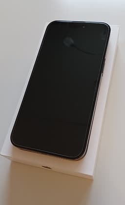 iPhone 14 Pro Max (nyskick) + originalskal + skärmskydd. 100%  batterihälsa