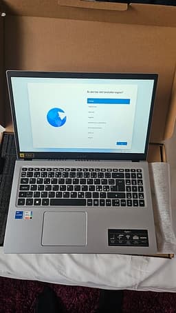 Acer aspire 3 i5. Kraftig Skol/Jobb Laptop med inbyggd grafik krets.