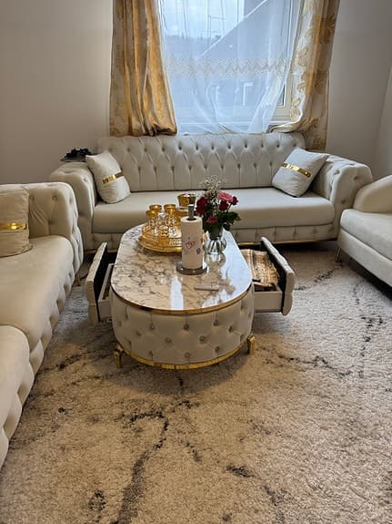 Elegant soffgrupp i Chesterfield-stil – Nyskick