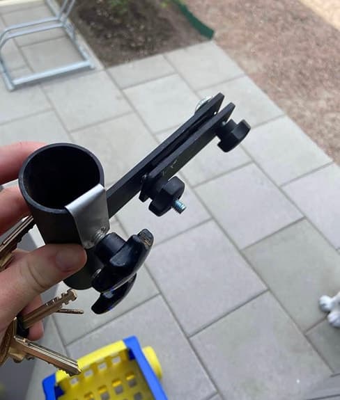 Balkongparasoll med fäste