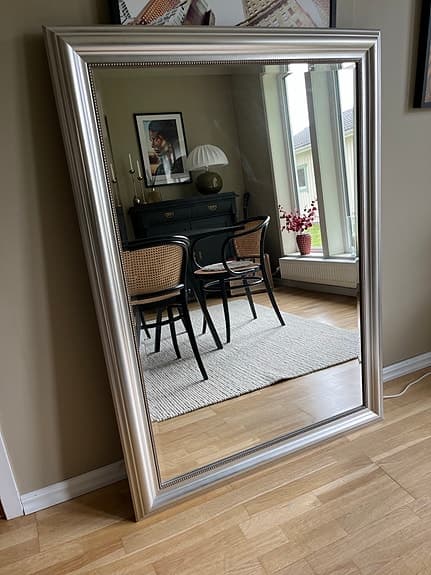IKEA spegel med bred silverram