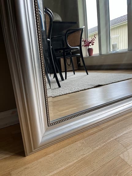 IKEA spegel med bred silverram