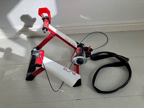 Elite Force cykeltrainer röd/vit