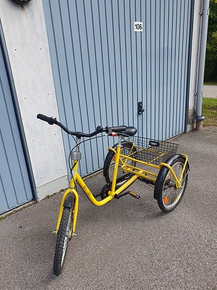 Tre-hjulig cykel för barn