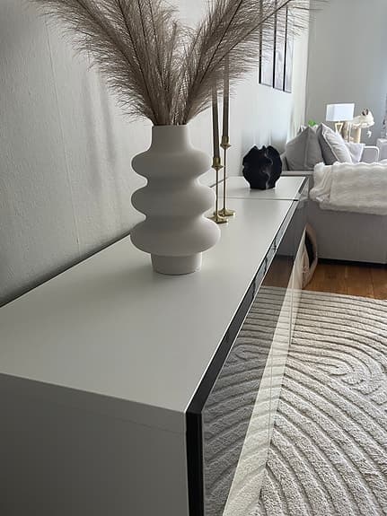 IKEA BESTÅ byrå – vit & grå högglans