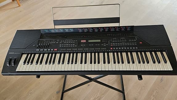 Yamaha PSR-6700