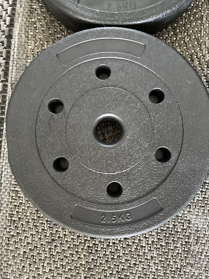 Justerbar kettlebell med viktskivor 2,5 kg och 3 kg