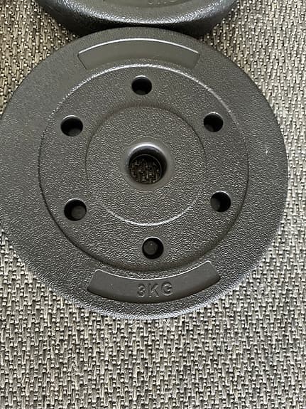 Justerbar kettlebell med viktskivor 2,5 kg och 3 kg