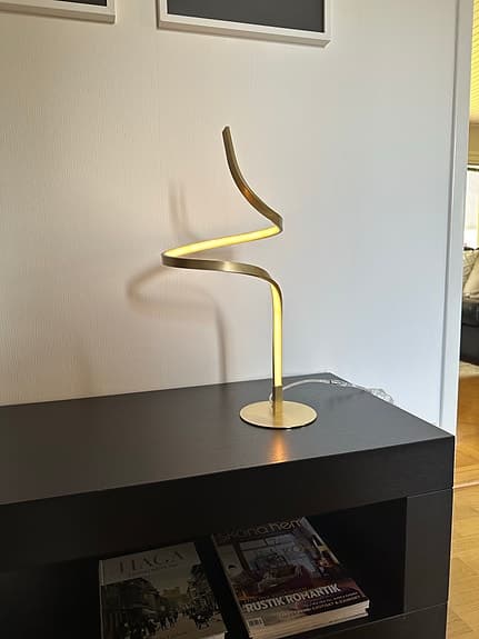 Bordslampa