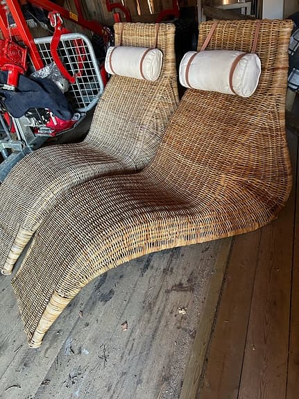 IKEA rotting vilstolar med nackkudde