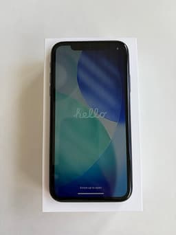 Apple iPhone 11 64 GB svart