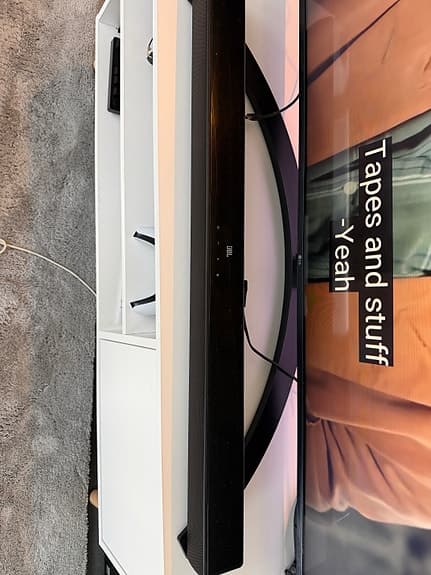 Säljer LG 75” Smart TV (2023) + JBL ljudsystem med subwoofer