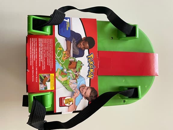 Pokémon Carry Case Playset ryggsäck lekset + extra figurer