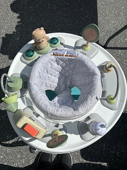Baby leksitter