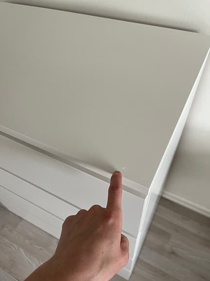 Malm byrå i bra skick