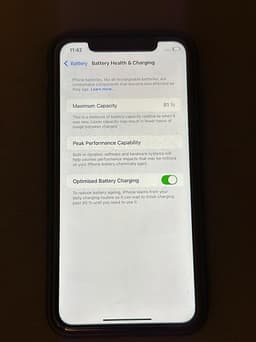 Apple iPhone 11 64 GB svart