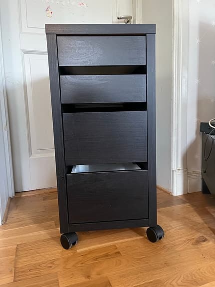 Micke - ikea byrå