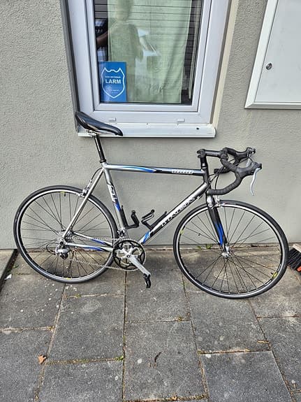 Landsvägscykel Trek 1000SL
