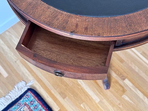 Soffbord i brittisk stil