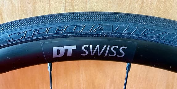 DT Swiss R470 CL Disc Thru axle hjulpar 29"(700C) med Deore kassett 12-28