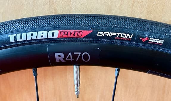 DT Swiss R470 CL Disc Thru axle hjulpar 29"(700C) med Deore kassett 12-28