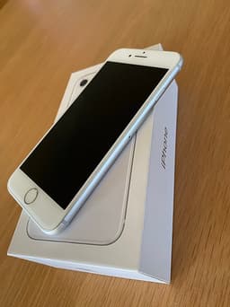 Apple iPhone 8, 64 GB, silver