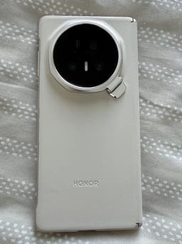 Honor Magic V5