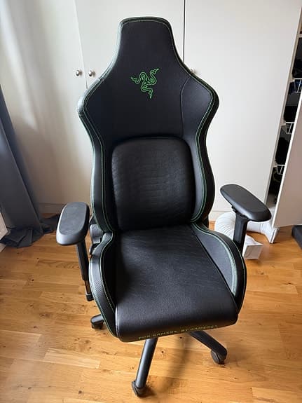Razer Iskur
