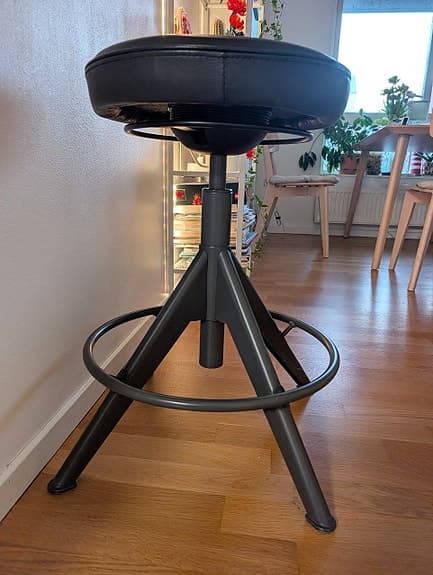 IKEA KULLABERG pall svart – utgått ur sortimentet, bra skick