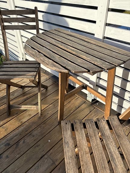 IKEA ASKHOLMEN Trädgårdsbord med 2 stolar i trä